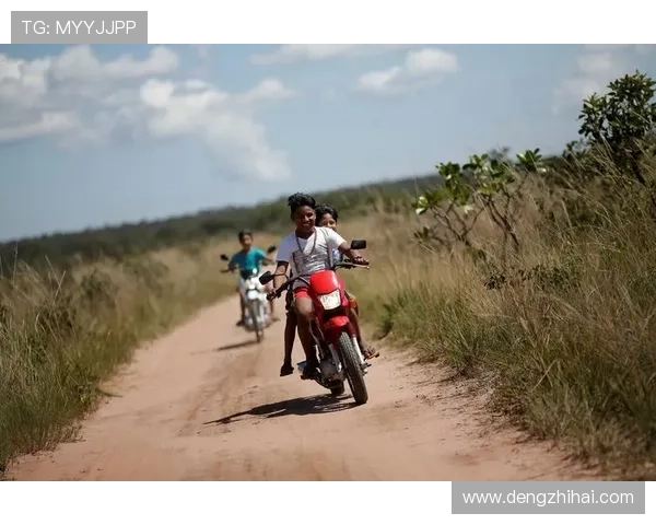 巴西足球明星黄金左脚的传奇故事与辉煌成就探秘